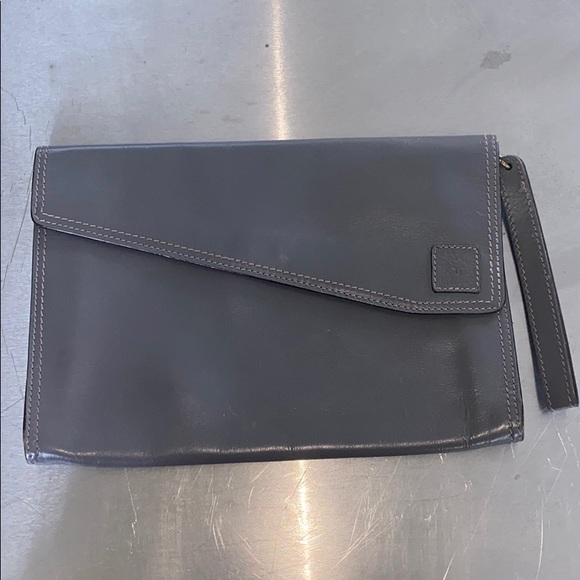 Anne Klein Handbags - Vintage Anne Klein envelope clutch